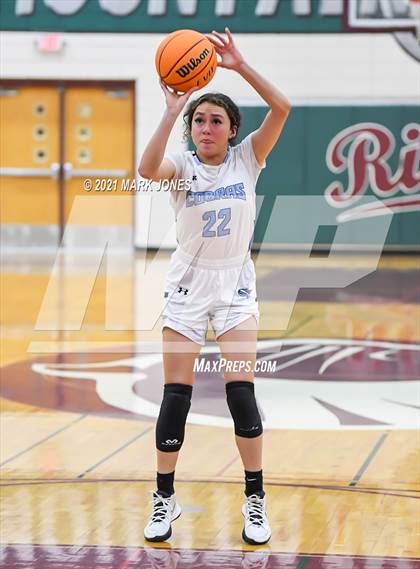 Thumbnail 2 in Mountain Ridge vs. Cactus (Mountain Ridge Invitational) photogallery.