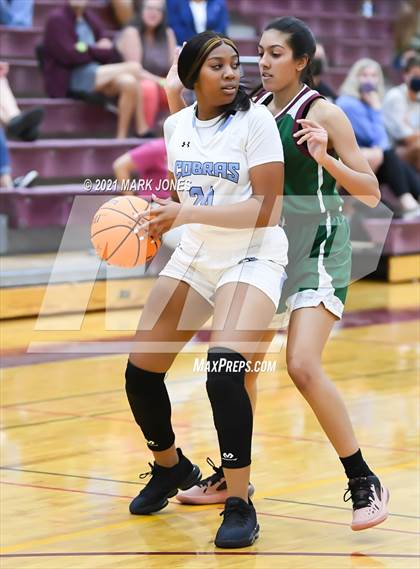 Thumbnail 3 in Mountain Ridge vs. Cactus (Mountain Ridge Invitational) photogallery.
