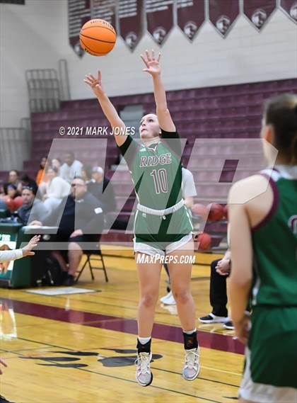 Thumbnail 3 in Mountain Ridge vs. Cactus (Mountain Ridge Invitational) photogallery.