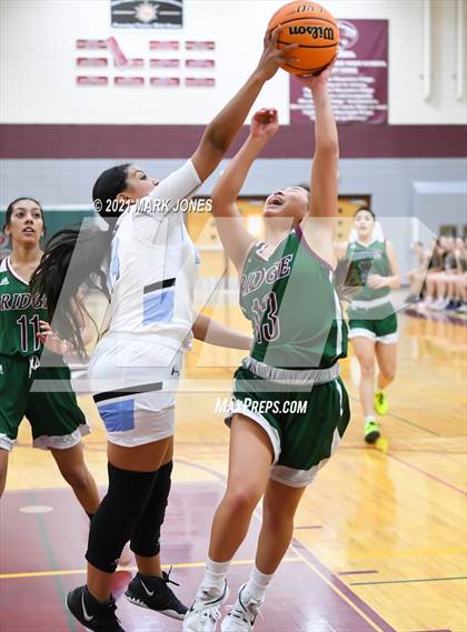 Thumbnail 2 in Mountain Ridge vs. Cactus (Mountain Ridge Invitational) photogallery.
