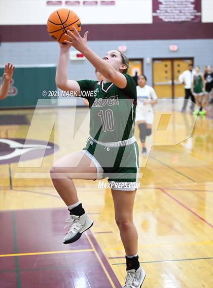 Thumbnail 2 in Mountain Ridge vs. Cactus (Mountain Ridge Invitational) photogallery.