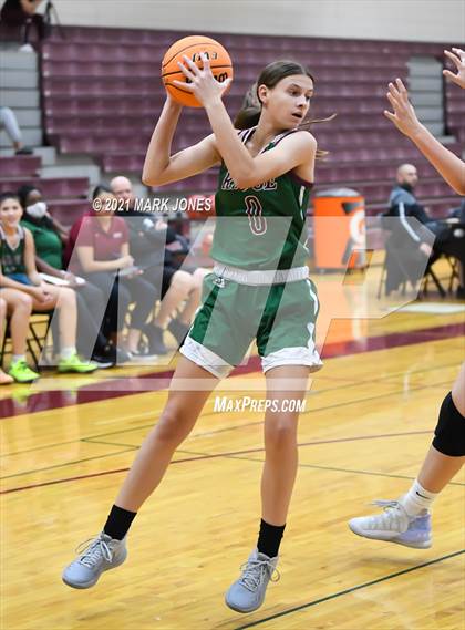 Thumbnail 3 in Mountain Ridge vs. Cactus (Mountain Ridge Invitational) photogallery.