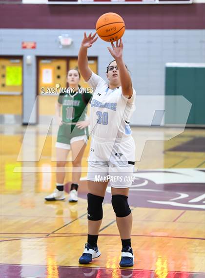 Thumbnail 1 in Mountain Ridge vs. Cactus (Mountain Ridge Invitational) photogallery.