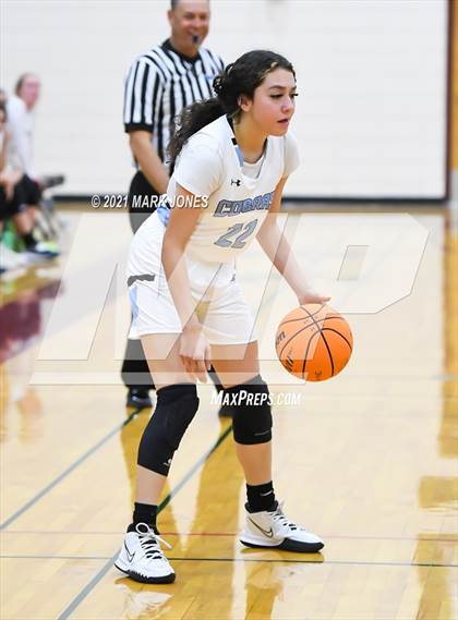 Thumbnail 2 in Mountain Ridge vs. Cactus (Mountain Ridge Invitational) photogallery.