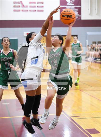 Thumbnail 1 in Mountain Ridge vs. Cactus (Mountain Ridge Invitational) photogallery.