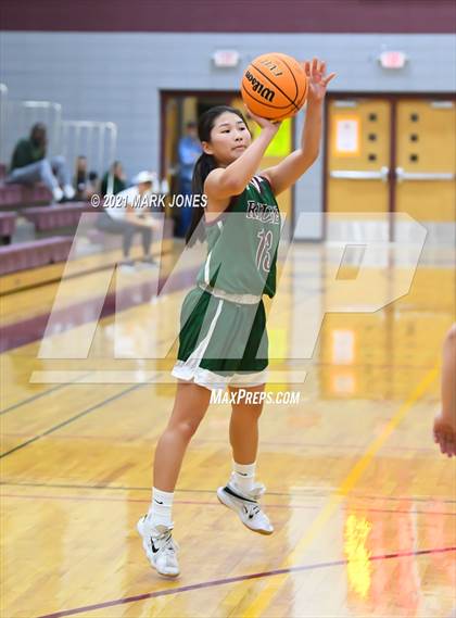 Thumbnail 2 in Mountain Ridge vs. Cactus (Mountain Ridge Invitational) photogallery.