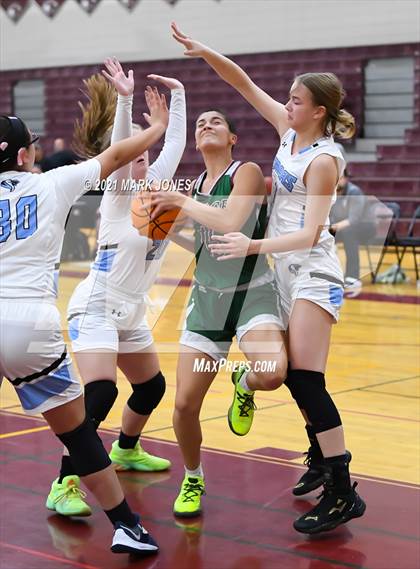 Thumbnail 3 in Mountain Ridge vs. Cactus (Mountain Ridge Invitational) photogallery.