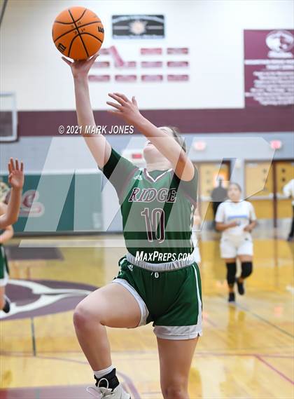Thumbnail 3 in Mountain Ridge vs. Cactus (Mountain Ridge Invitational) photogallery.