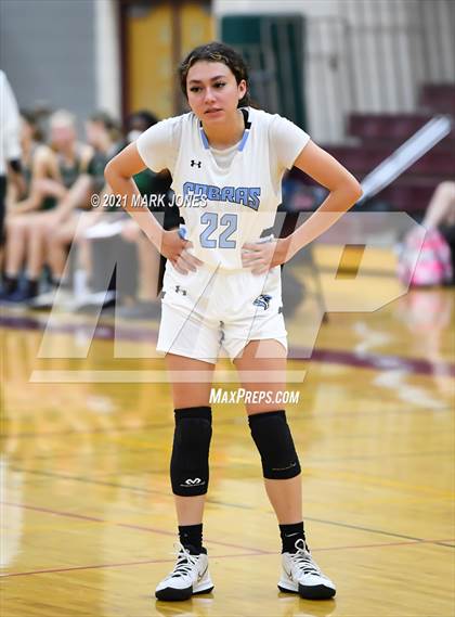 Thumbnail 2 in Mountain Ridge vs. Cactus (Mountain Ridge Invitational) photogallery.