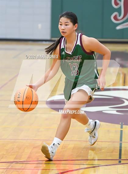 Thumbnail 2 in Mountain Ridge vs. Cactus (Mountain Ridge Invitational) photogallery.