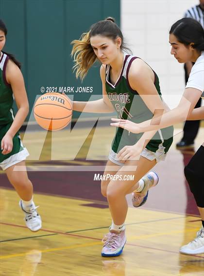 Thumbnail 2 in Mountain Ridge vs. Cactus (Mountain Ridge Invitational) photogallery.