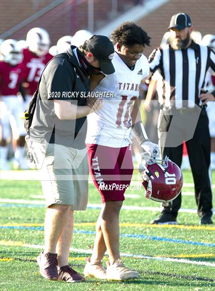 Thumbnail 2 in Trinity Catholic @ MICDS (MSHSAA Class 4 District Playoff) photogallery.