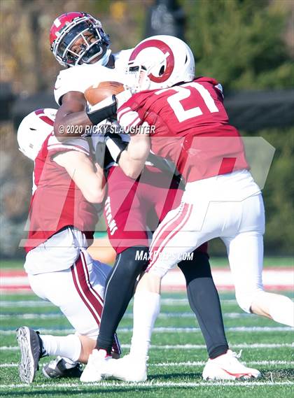 Thumbnail 3 in Trinity Catholic @ MICDS (MSHSAA Class 4 District Playoff) photogallery.