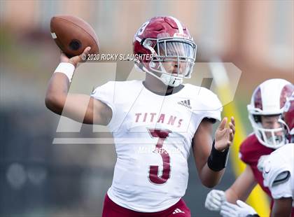 Thumbnail 2 in Trinity Catholic @ MICDS (MSHSAA Class 4 District Playoff) photogallery.
