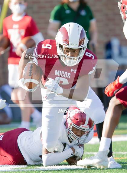 Thumbnail 1 in Trinity Catholic @ MICDS (MSHSAA Class 4 District Playoff) photogallery.