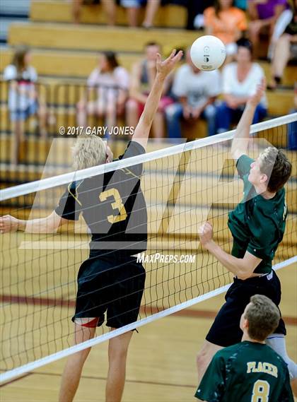 Thumbnail 3 in Placer vs. Rio Americano (CIF D2 Final) photogallery.