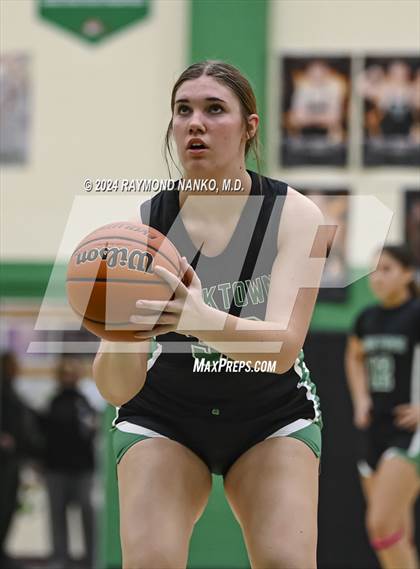 Thumbnail 3 in Yorktown vs Cowan (Delaware County Tournament)  photogallery.