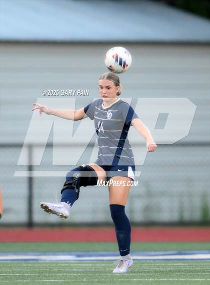 Thumbnail 2 in Notre Dame vs Soddy Daisy (Scrimmage)  photogallery.