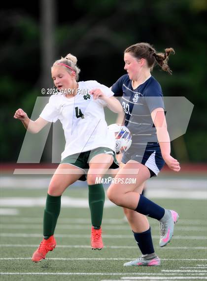 Thumbnail 3 in Notre Dame vs Soddy Daisy (Scrimmage)  photogallery.