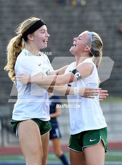 Thumbnail 2 in Notre Dame vs Soddy Daisy (Scrimmage)  photogallery.