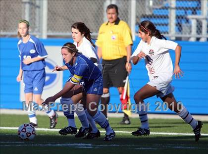 Thumbnail 2 in Lake Travis vs Georgetown (Georgetown Governor's Cup) photogallery.