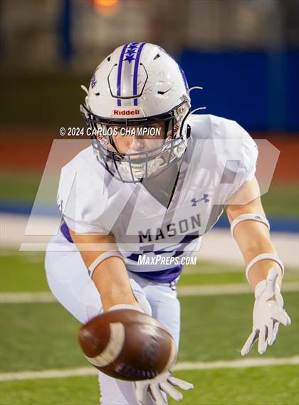 Thumbnail 1 in Mason vs. Rosebud-Lott (UIL Football 2A Division 1 Region 4 Bi-District) photogallery.