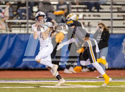 Thumbnail 3 in Mason vs. Rosebud-Lott (UIL Football 2A Division 1 Region 4 Bi-District) photogallery.