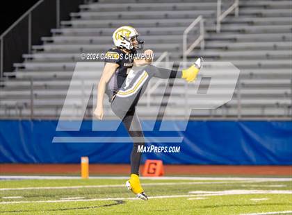 Thumbnail 3 in Mason vs. Rosebud-Lott (UIL Football 2A Division 1 Region 4 Bi-District) photogallery.