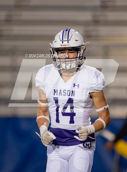 Thumbnail 3 in Mason vs. Rosebud-Lott (UIL Football 2A Division 1 Region 4 Bi-District) photogallery.