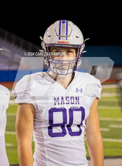 Thumbnail 3 in Mason vs. Rosebud-Lott (UIL Football 2A Division 1 Region 4 Bi-District) photogallery.