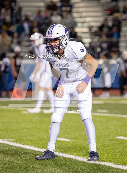 Thumbnail 1 in Mason vs. Rosebud-Lott (UIL Football 2A Division 1 Region 4 Bi-District) photogallery.