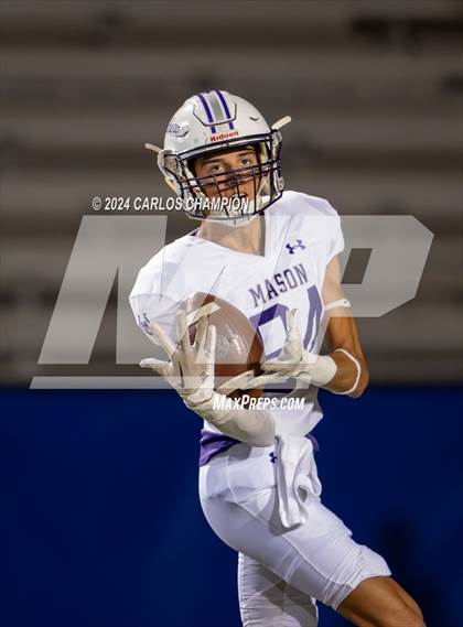 Thumbnail 3 in Mason vs. Rosebud-Lott (UIL Football 2A Division 1 Region 4 Bi-District) photogallery.