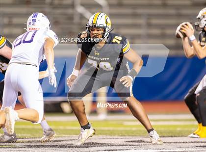 Thumbnail 2 in Mason vs. Rosebud-Lott (UIL Football 2A Division 1 Region 4 Bi-District) photogallery.