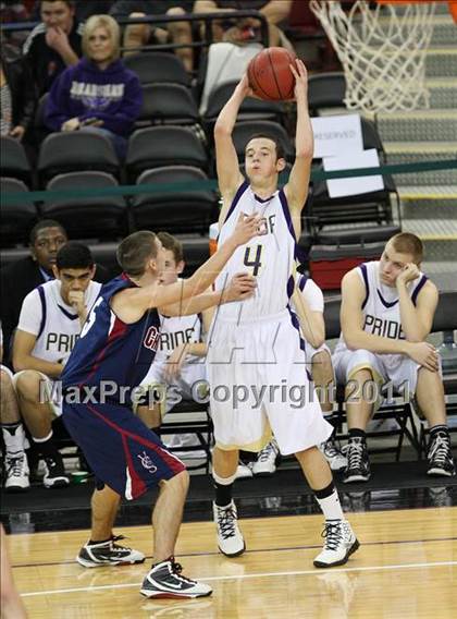 Thumbnail 3 in Vacaville Christian vs. Bradshaw Christian (CIF SJS D5 Final) photogallery.