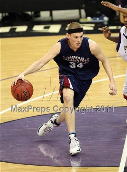 Thumbnail 3 in Vacaville Christian vs. Bradshaw Christian (CIF SJS D5 Final) photogallery.