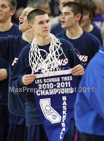 Thumbnail 2 in Vacaville Christian vs. Bradshaw Christian (CIF SJS D5 Final) photogallery.