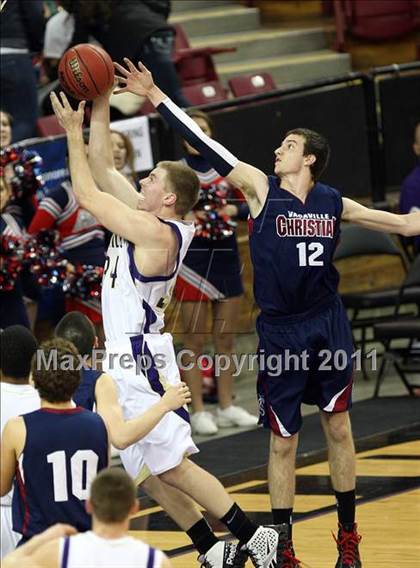 Thumbnail 1 in Vacaville Christian vs. Bradshaw Christian (CIF SJS D5 Final) photogallery.