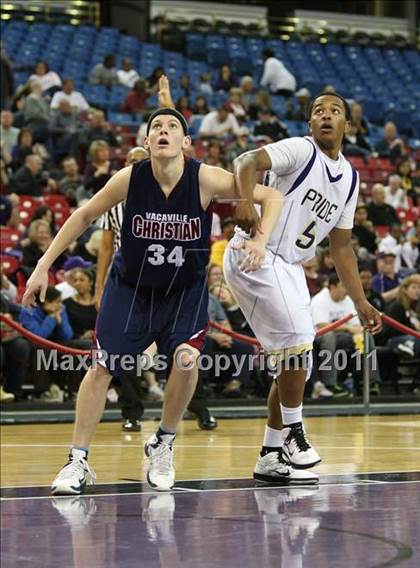 Thumbnail 1 in Vacaville Christian vs. Bradshaw Christian (CIF SJS D5 Final) photogallery.