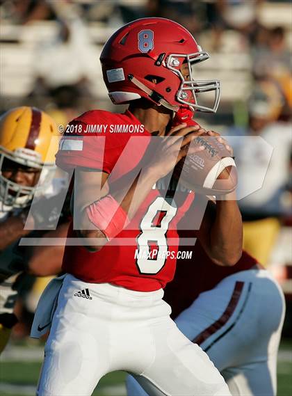 Thumbnail 1 in Lutheran North vs. Homewood-Flossmoor photogallery.