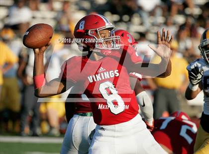 Thumbnail 2 in Lutheran North vs. Homewood-Flossmoor photogallery.