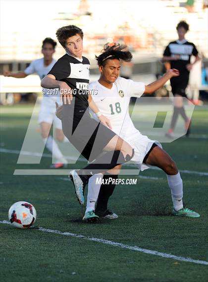 Thumbnail 2 in Independence vs. Myers Park photogallery.