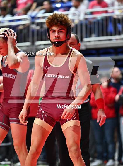 Thumbnail 1 in UIL 5A/6A State Championships - Session 1 photogallery.