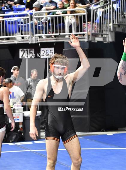 Thumbnail 2 in UIL 5A/6A State Championships - Session 1 photogallery.
