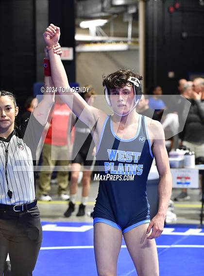 Thumbnail 2 in UIL 5A/6A State Championships - Session 1 photogallery.