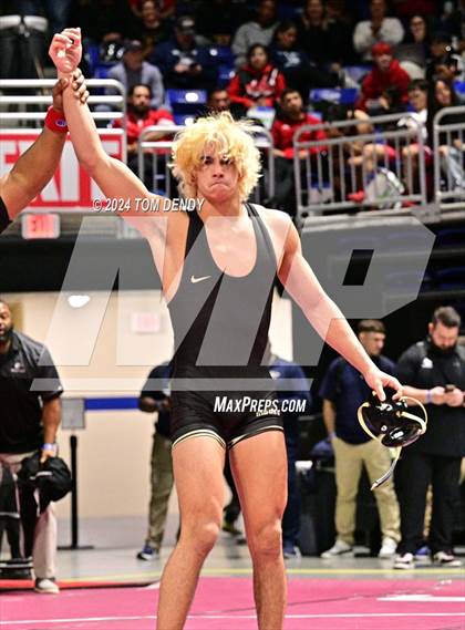 Thumbnail 1 in UIL 5A/6A State Championships - Session 1 photogallery.