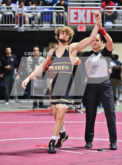 Thumbnail 1 in UIL 5A/6A State Championships - Session 1 photogallery.