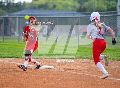 Thumbnail 3 in Burton vs St. Paul photogallery.