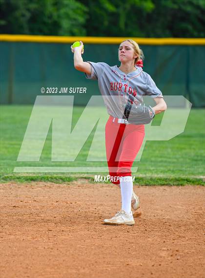 Thumbnail 3 in Burton vs St. Paul photogallery.
