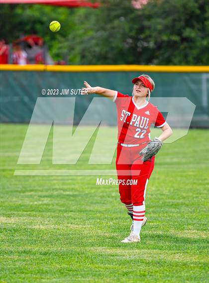 Thumbnail 1 in Burton vs St. Paul photogallery.