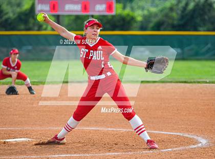 Thumbnail 3 in Burton vs St. Paul photogallery.